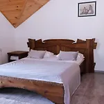 Vip House Деревянный коттедж