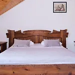 Vip House *