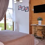 Vip House