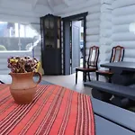 Vip House *