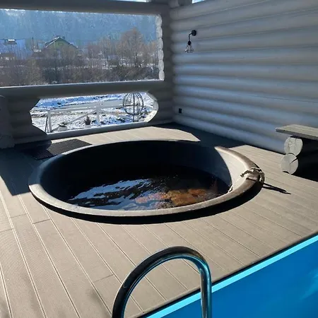 Vip House * Mykulychyn