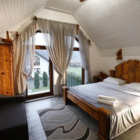 Vip House Mikulicsin