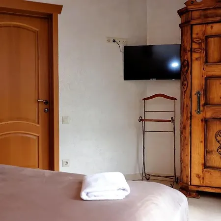 Vip House