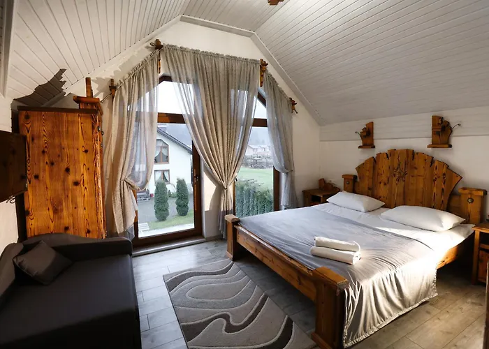 Vip House Mikulicsin