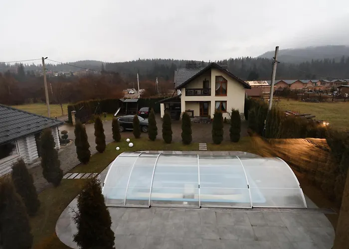 Vip House * Mikulicsin