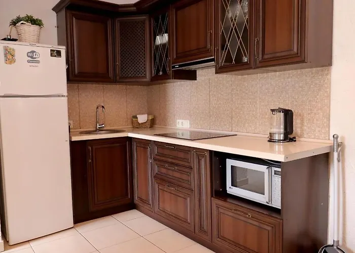 Vip House Mikulicsin