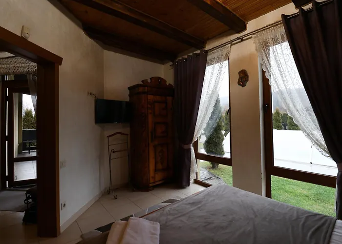Vip House *
